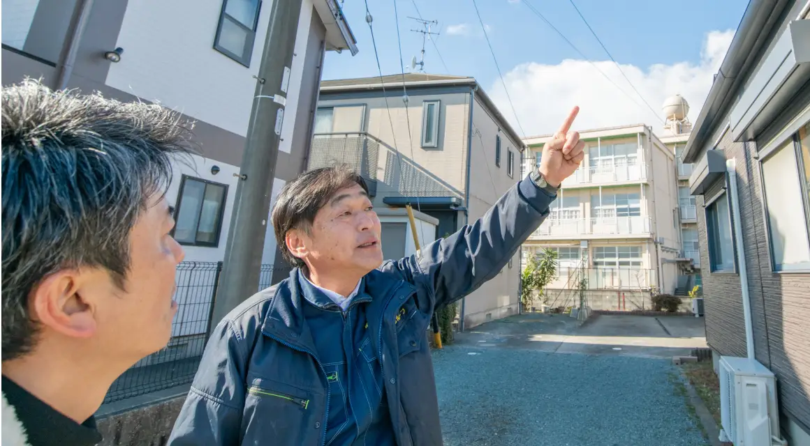 お客様へご説明する様子